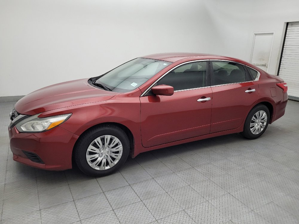 Used 2016 Nissan Altima 2.5 S w/ Power Driver Seat Package FWD image 2
