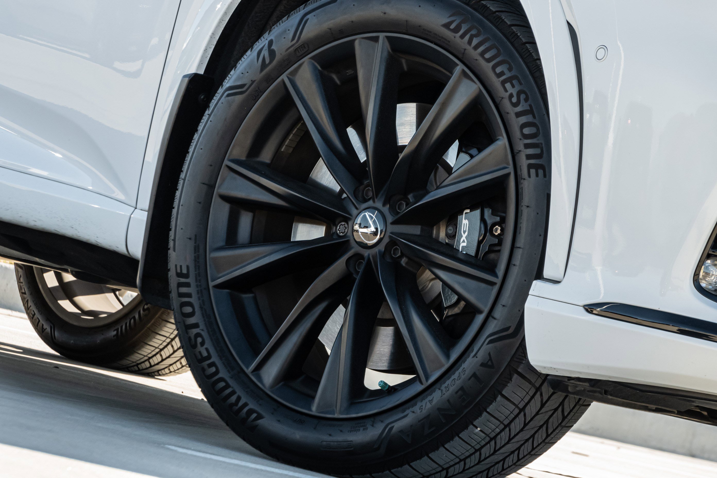 Used 2024 Lexus RX 500h F Sport image 9