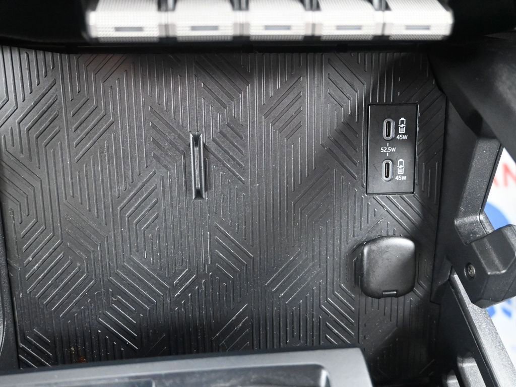 Used 2025 Toyota Tacoma TRD Off-Road image 22