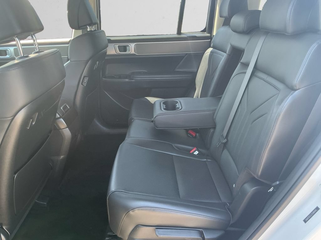 Used 2026 Hyundai Santa Fe SEL AWD/4WD image 13