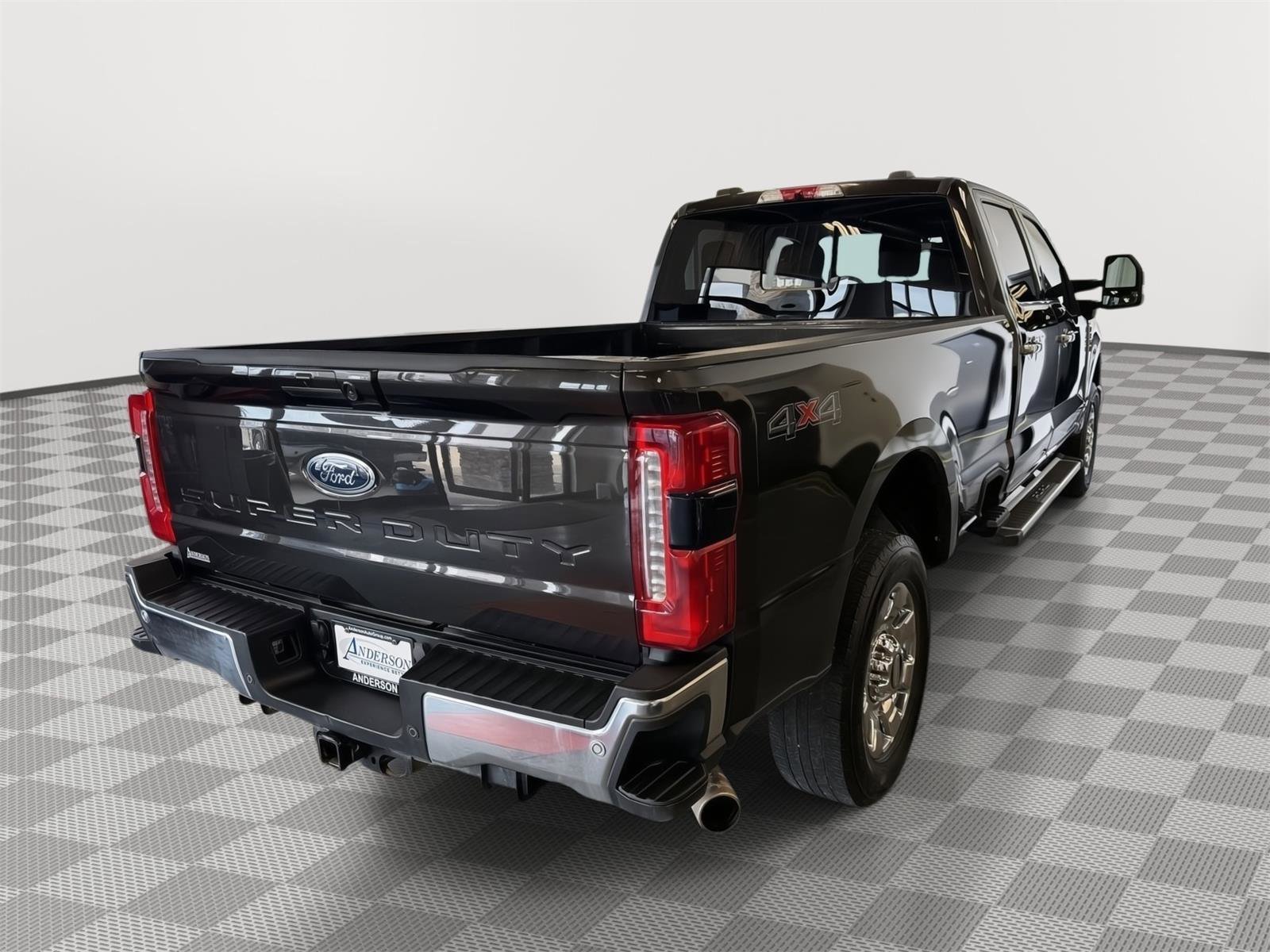 Used 2024 Ford F250 Lariat w/ Chrome Package image 7