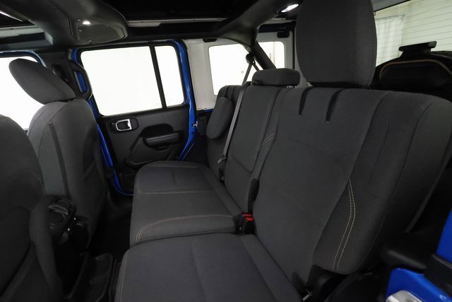 Used 2024 Jeep Wrangler Unlimited image 21