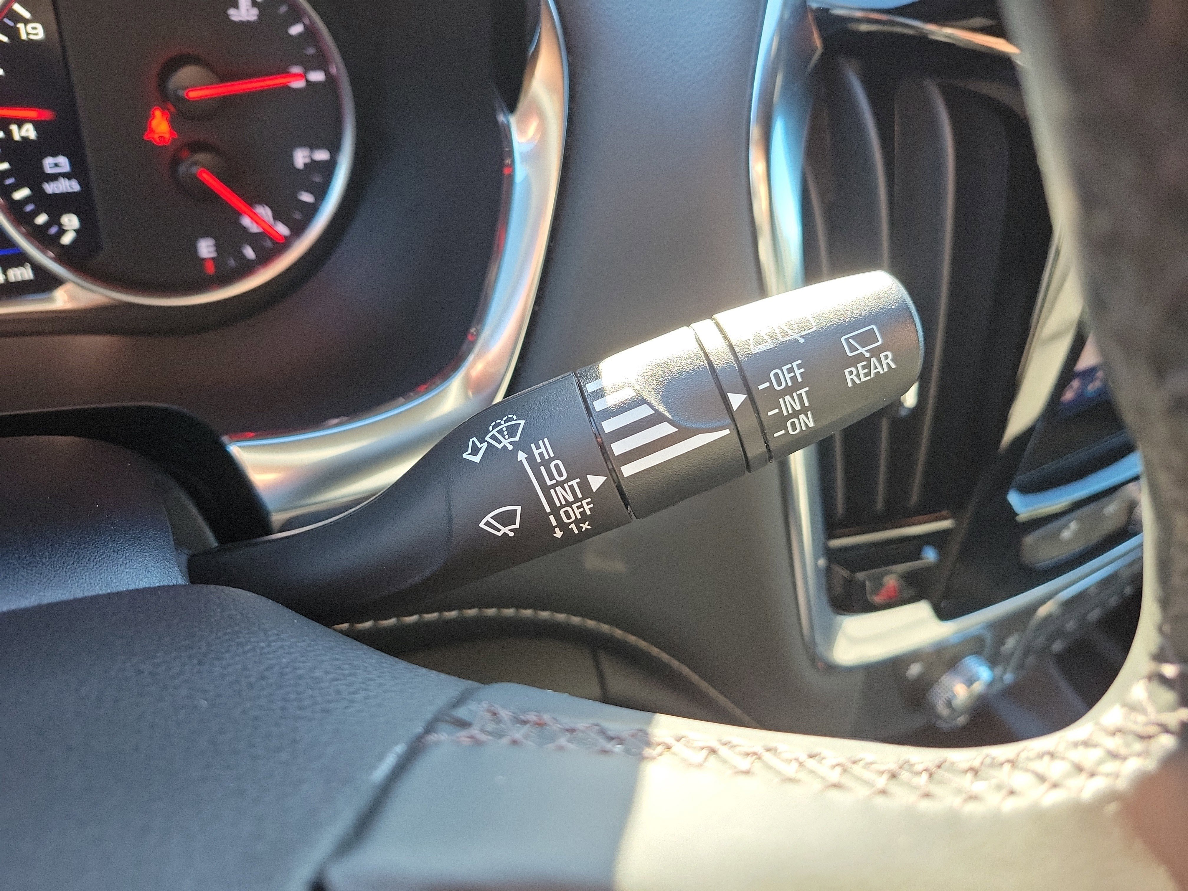 Used 2023 Chevrolet Traverse Premier w/ LPO, Floor Liner Package image 32