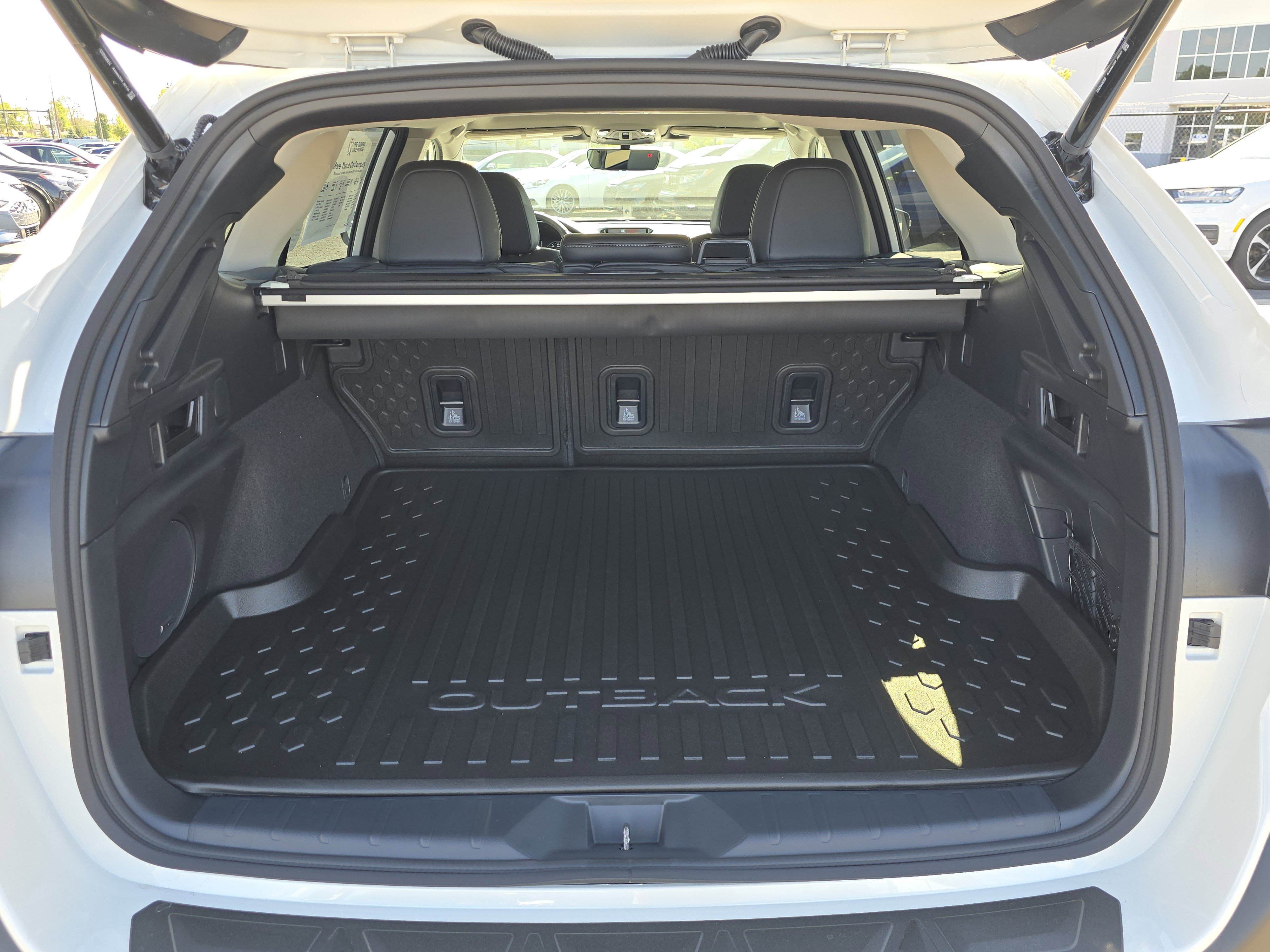 New 2025 Subaru Outback Limited image 17