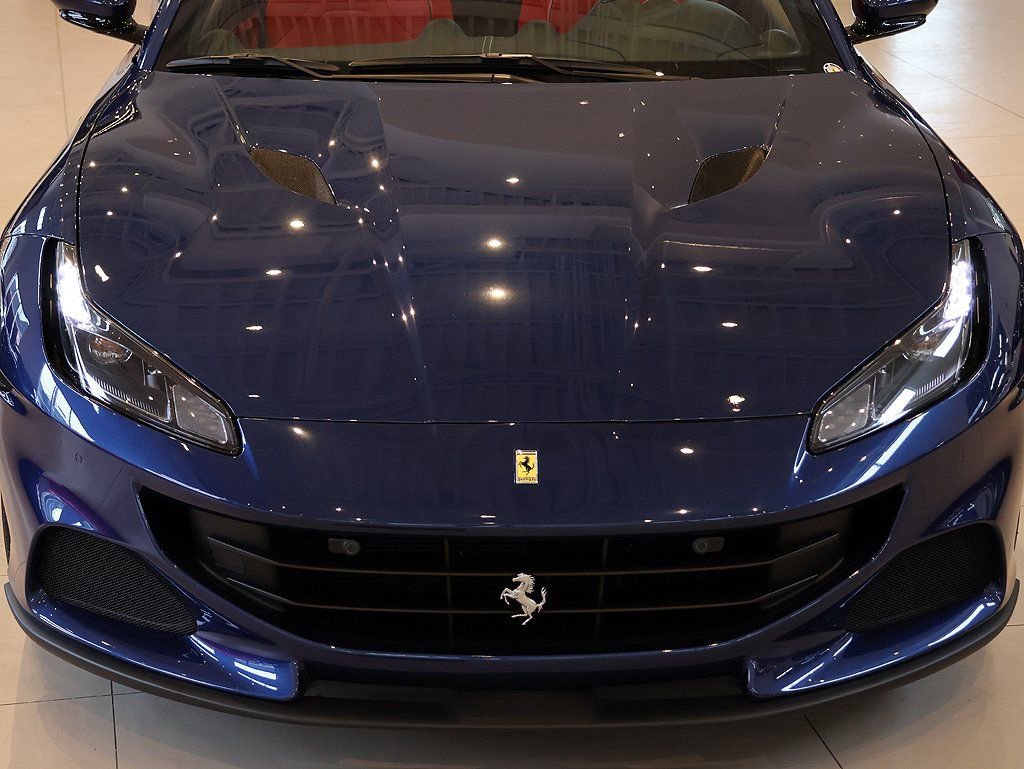 Certified 2022 Ferrari Portofino M image 27