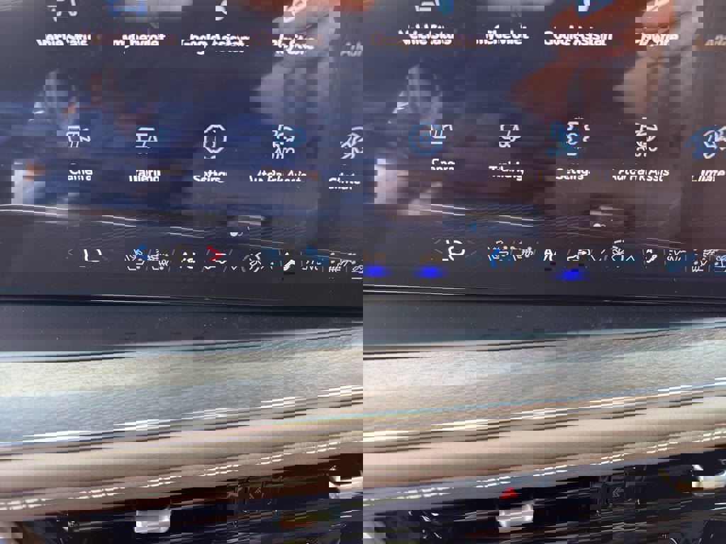 New 2026 Chevrolet Suburban High Country image 19