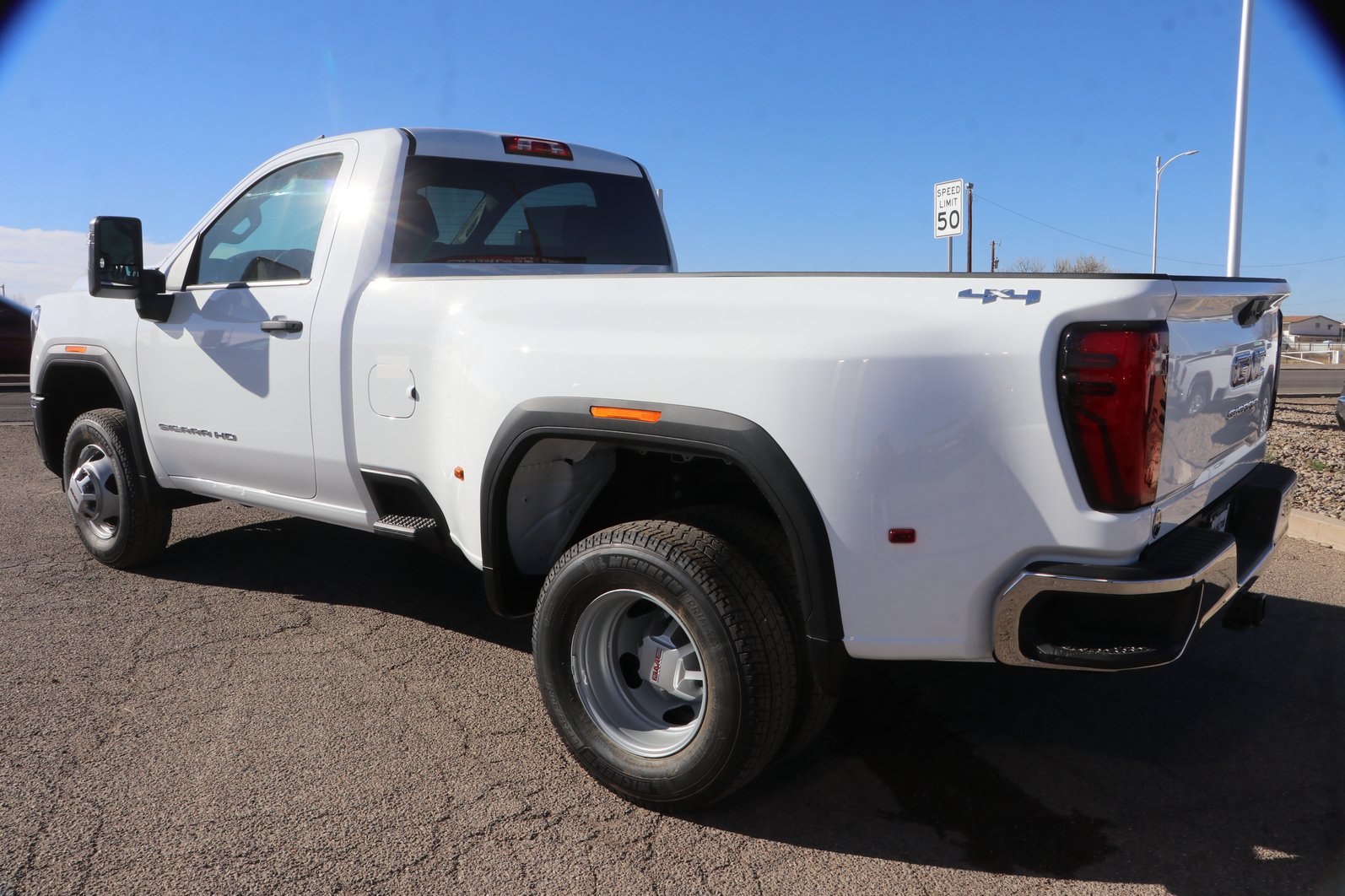 New 2026 GMC Sierra 3500 Pro AWD/4WD image 5