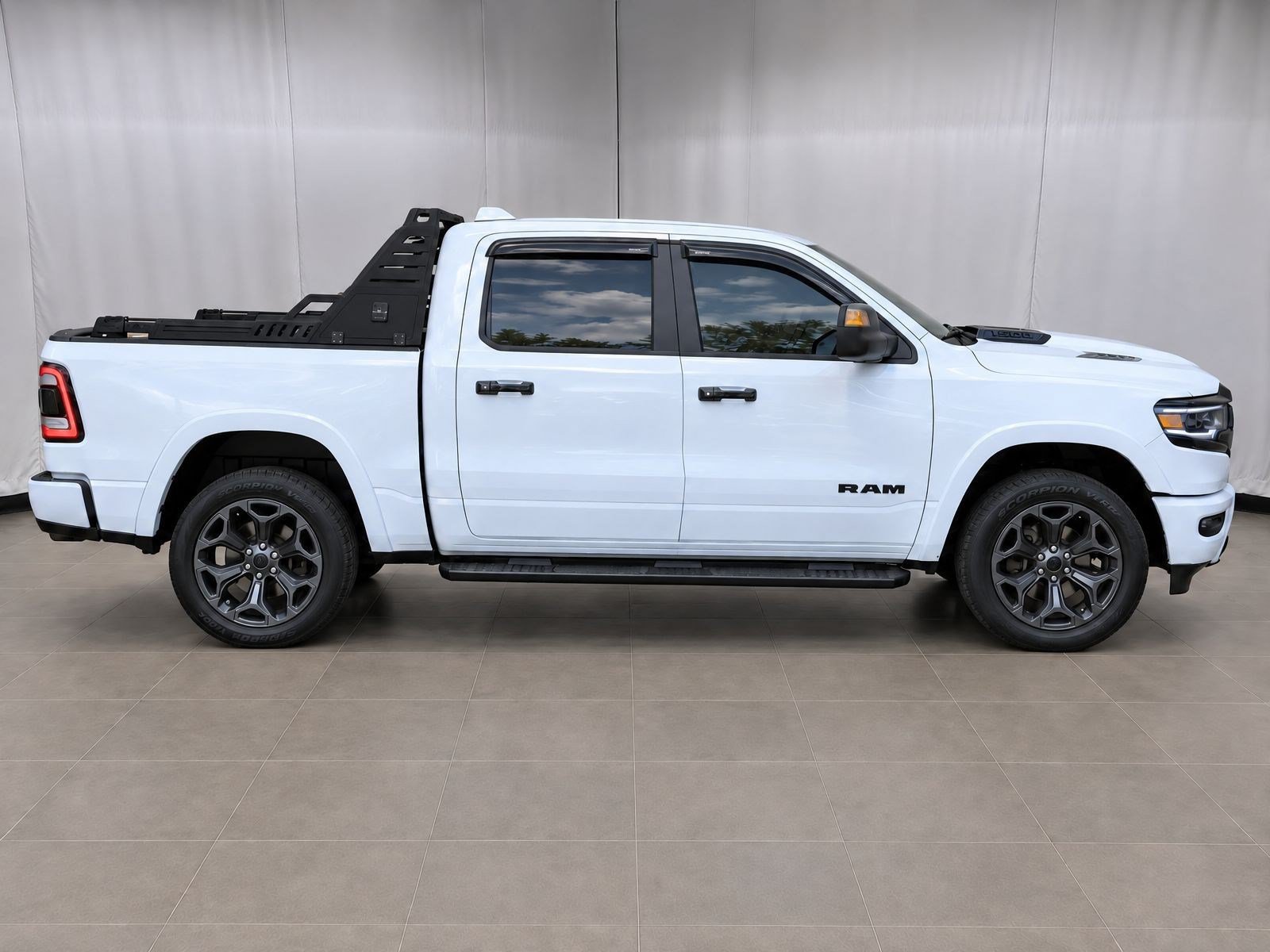 Used 2024 RAM 1500 Limited w/ Night Edition AWD/4WD image 8