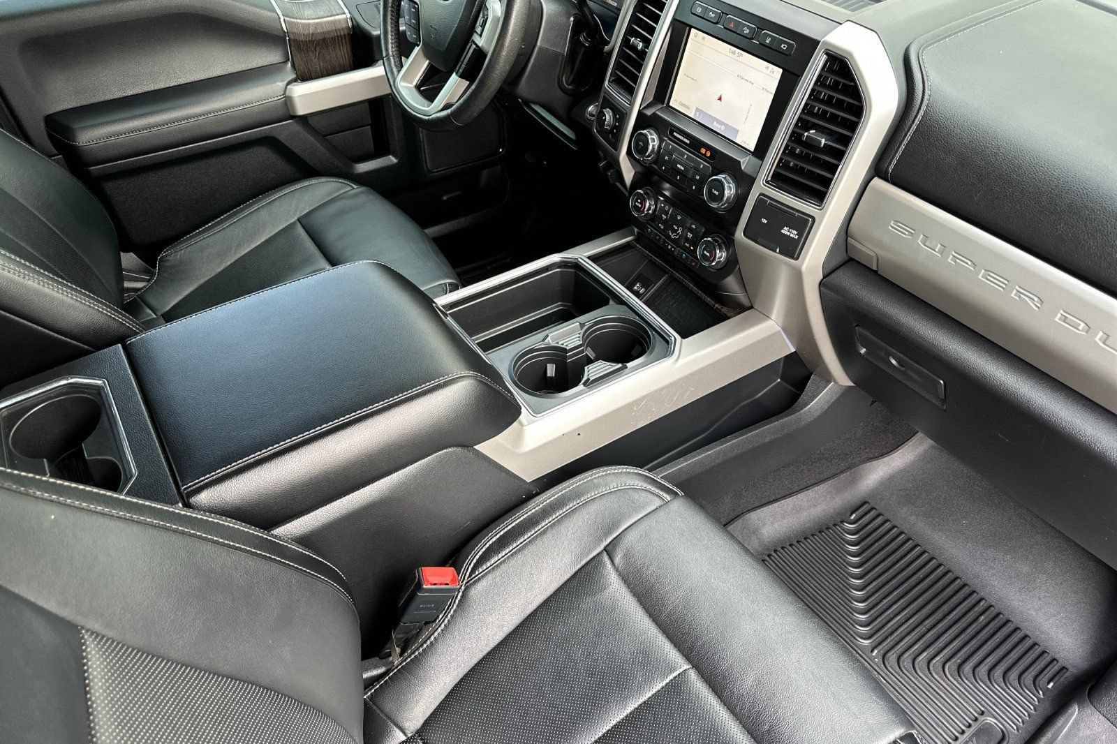 Used 2020 Ford F350 Lariat w/ Lariat Ultimate Package AWD/4WD image 16