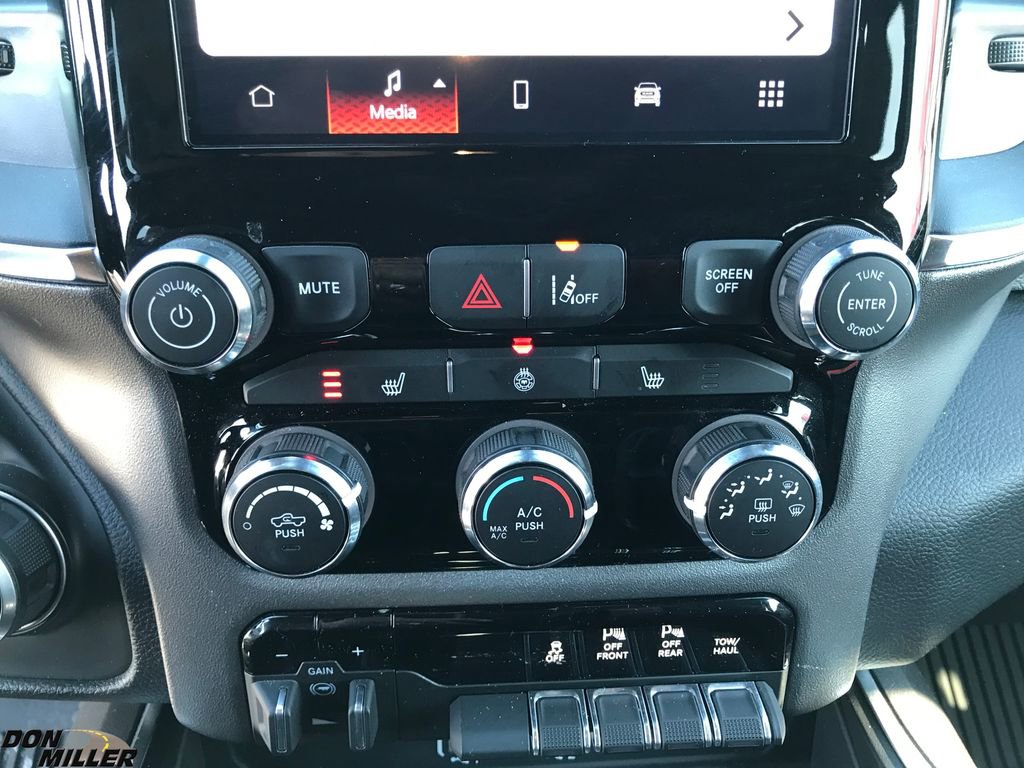 Certified 2025 RAM 1500 Big Horn image 24