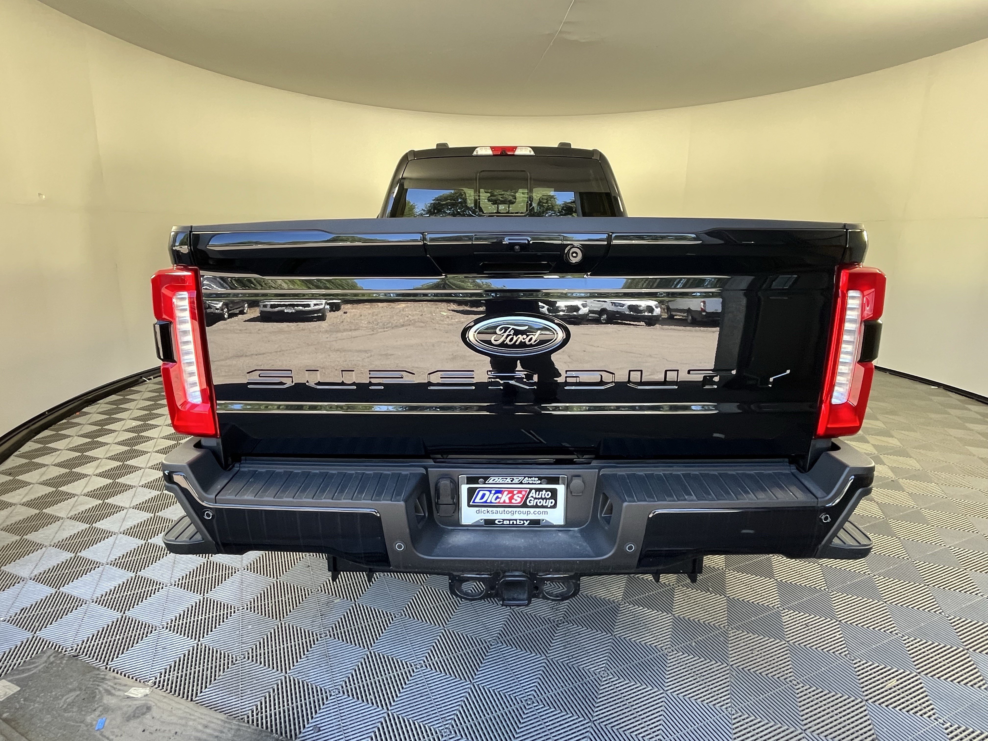 New 2026 Ford F250 Lariat w/ Black Appearance Package AWD/4WD image 24