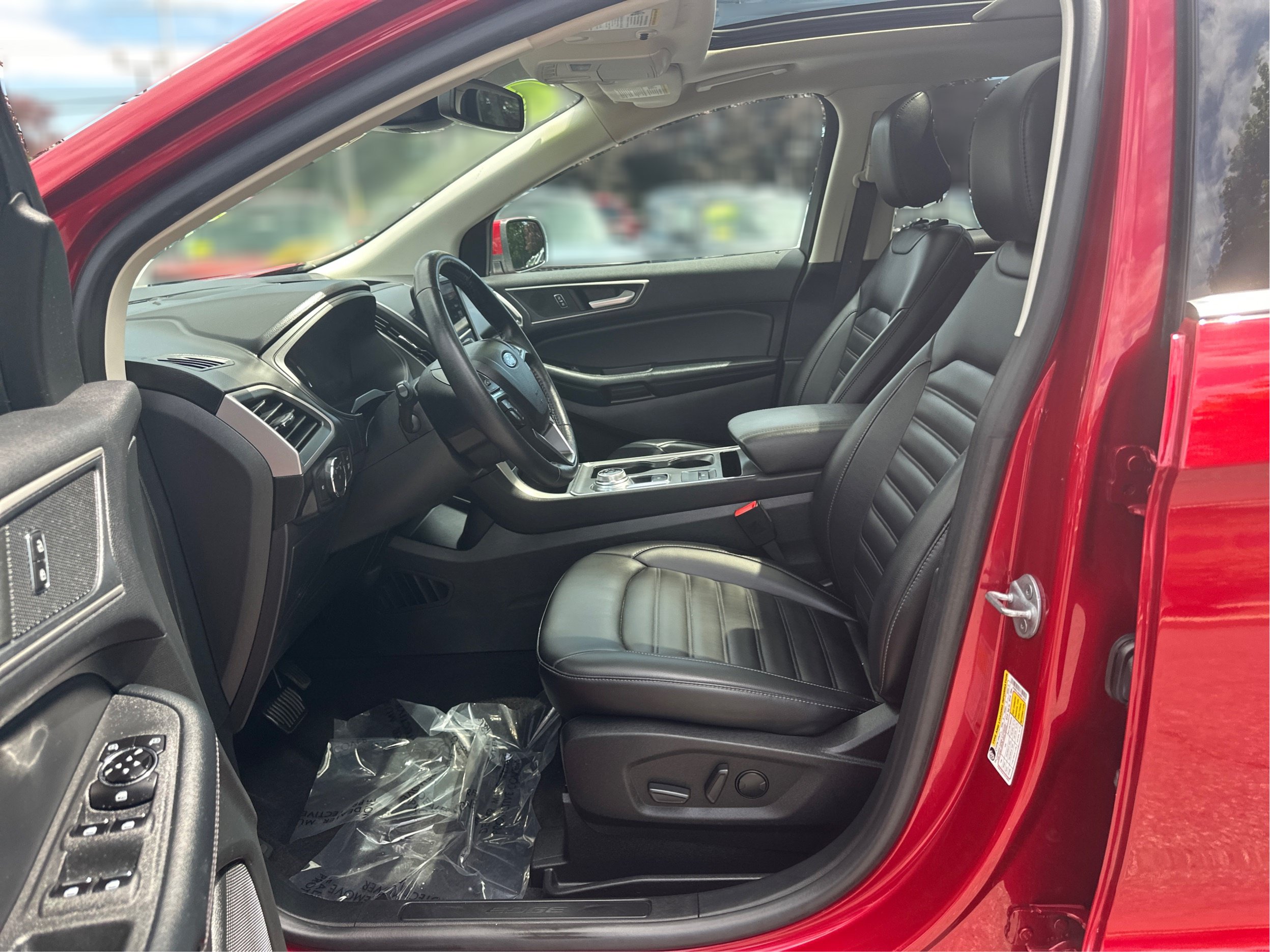 Used 2022 Ford Edge SEL w/ Convenience Package AWD/4WD image 11