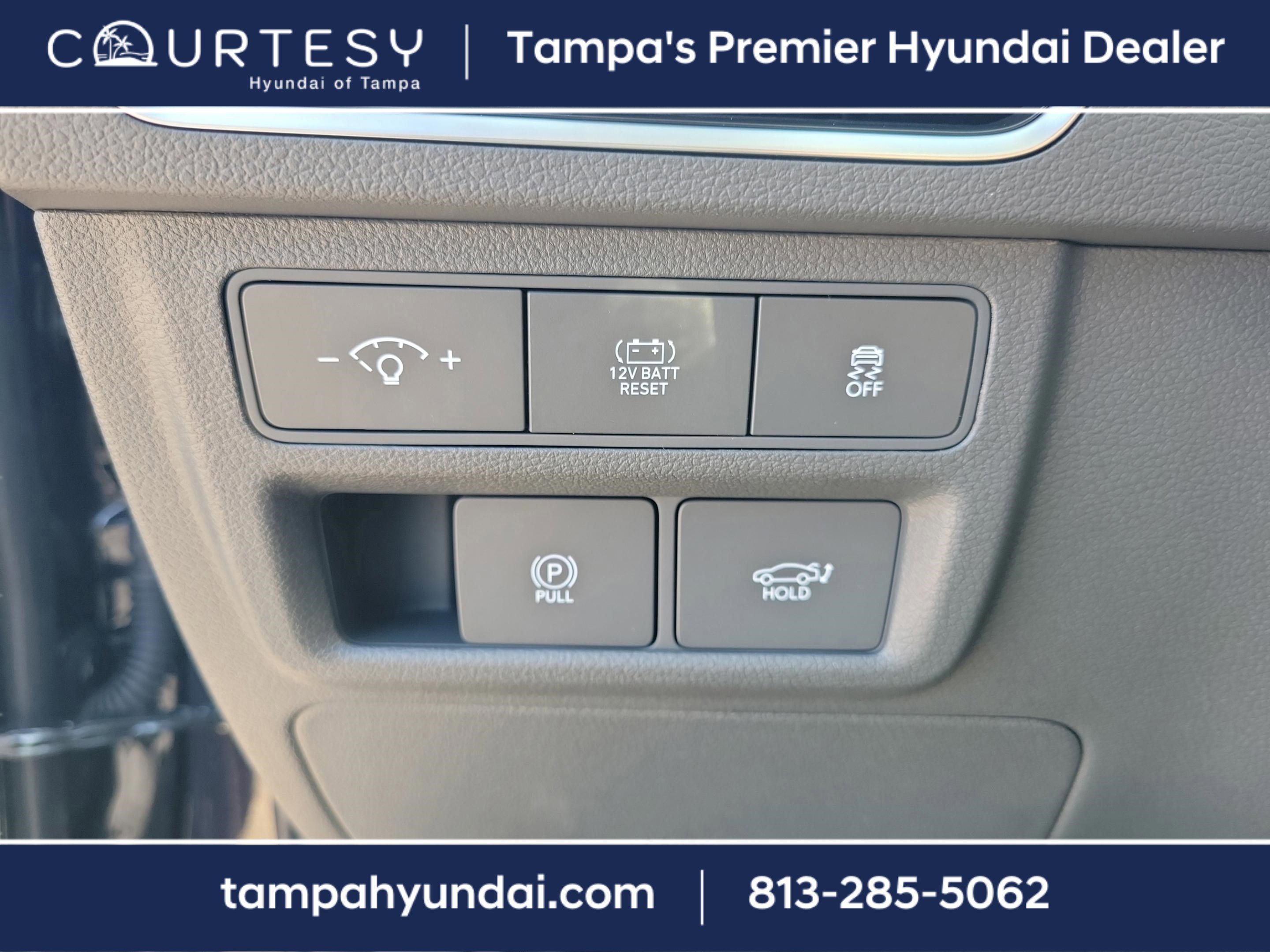 New 2025 Hyundai Sonata Limited image 16