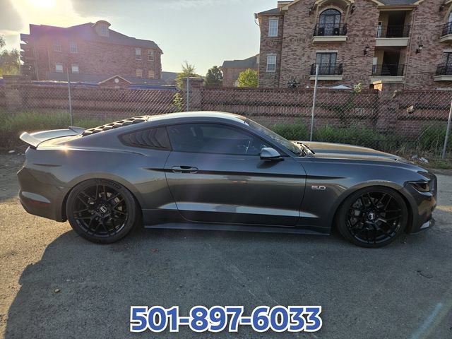 Used 2016 Ford Mustang GT RWD image 4