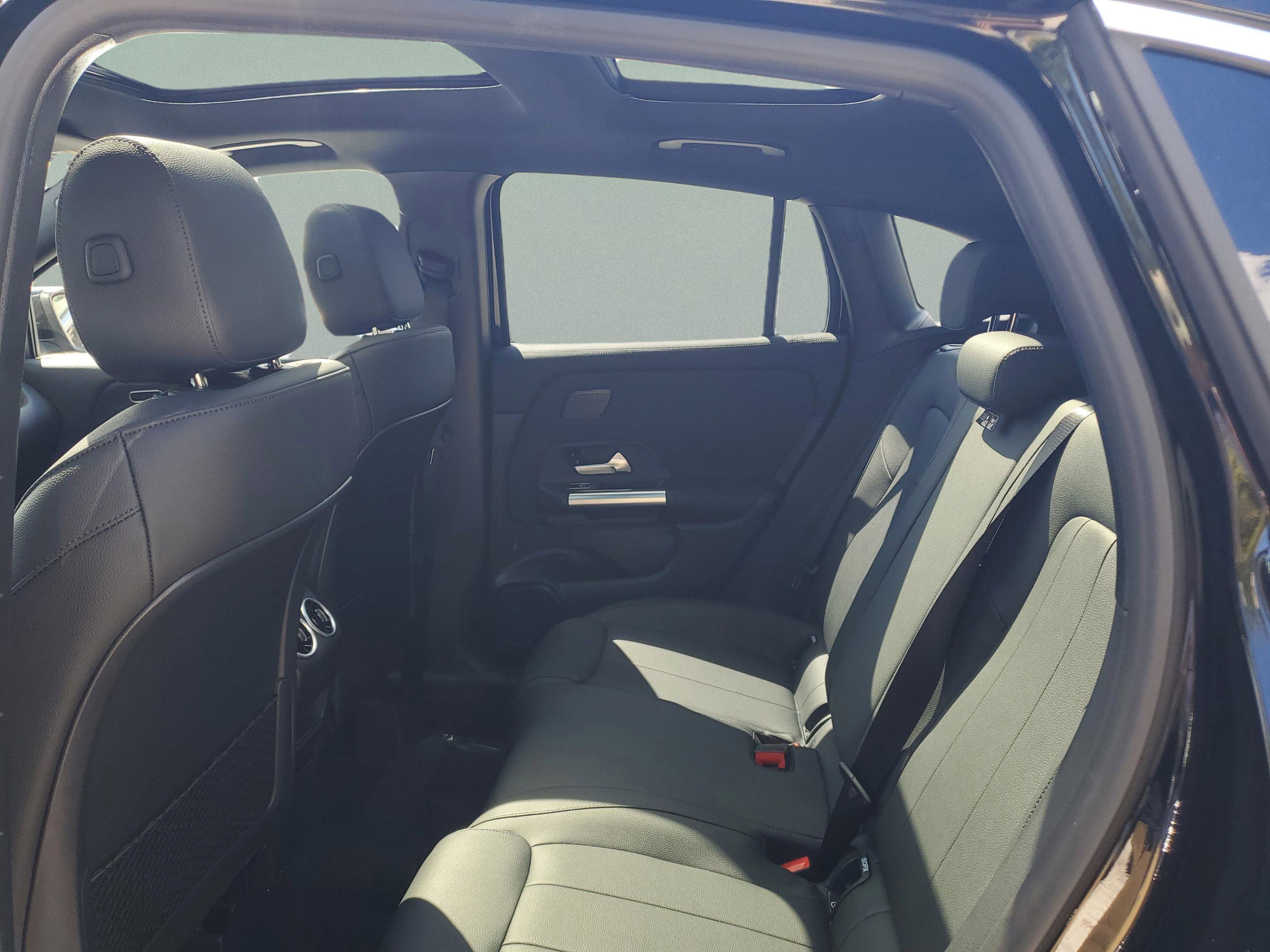 Used 2026 Mercedes-Benz GLA 250 image 11