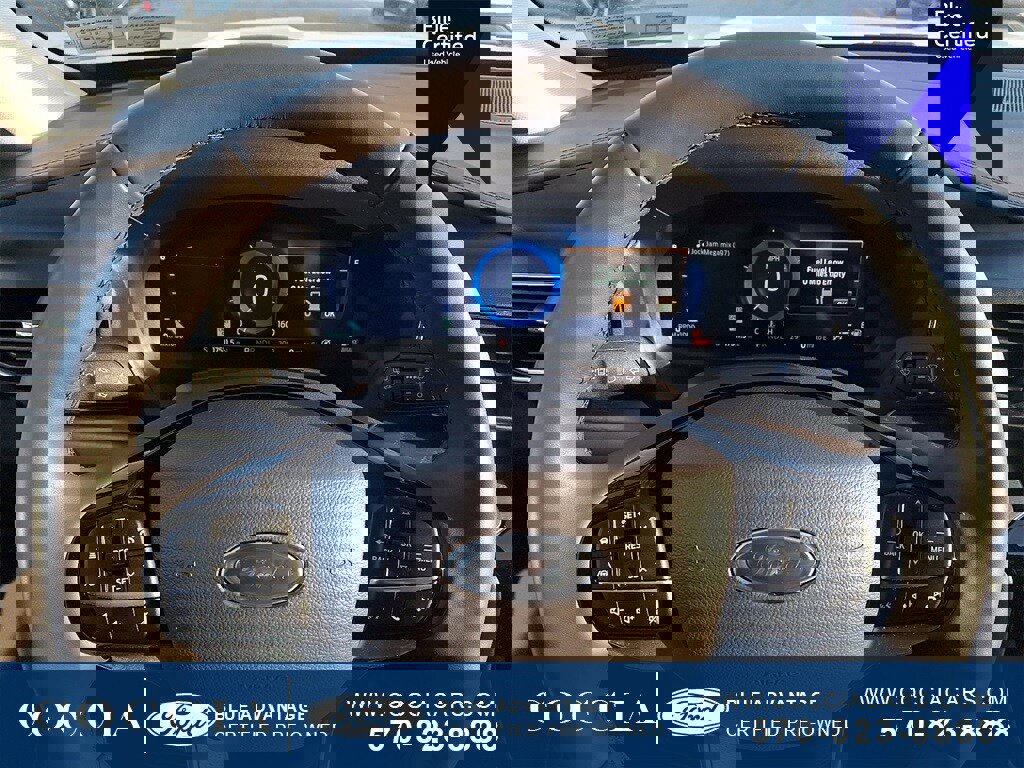 Certified 2024 Ford Explorer Platinum w/ Technology Package image 20