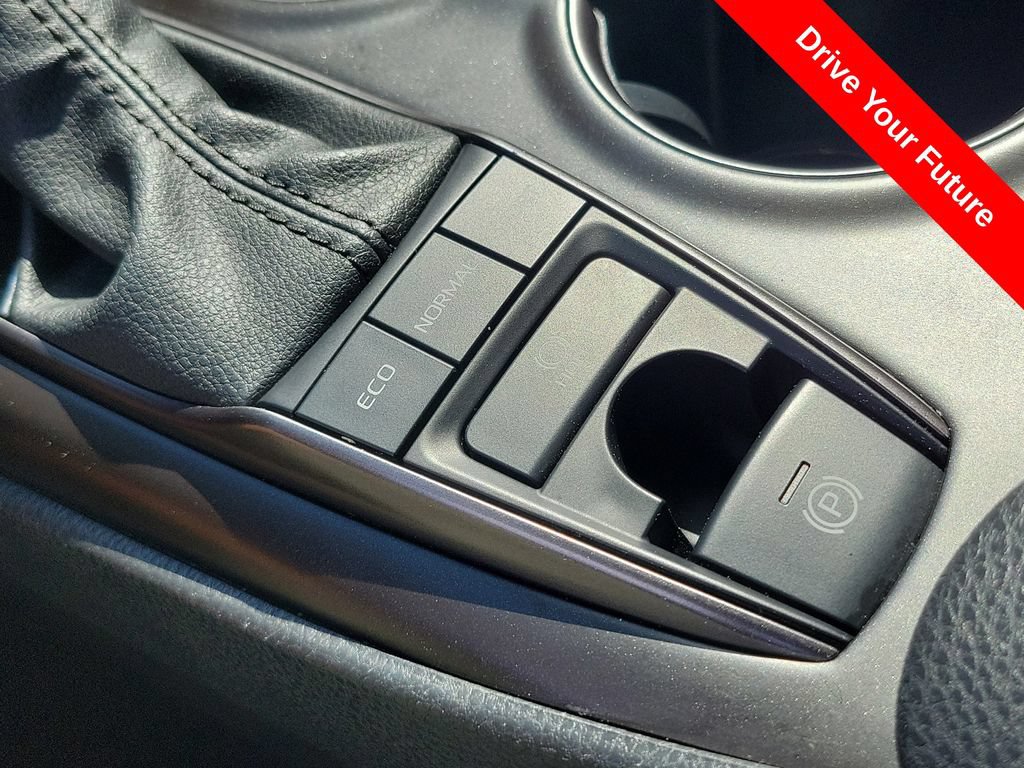 Used 2024 Toyota Camry XSE FWD image 17