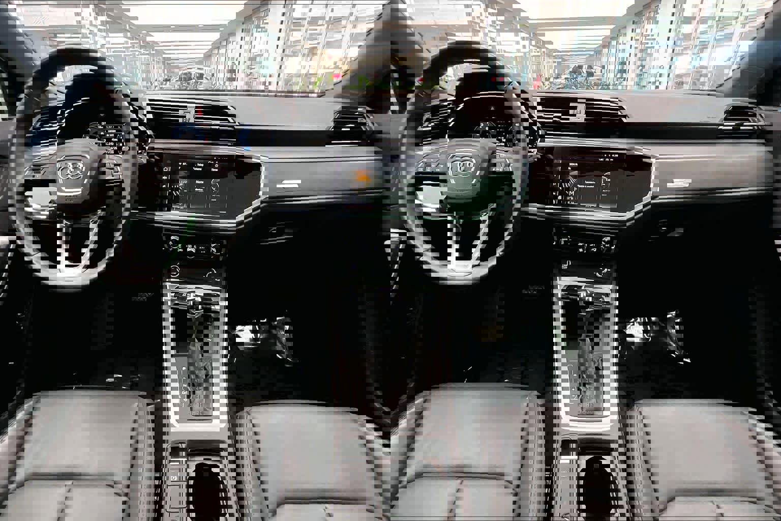 Certified 2023 Audi Q3 2.0T Premium w/ Convenience Package AWD/4WD image 16