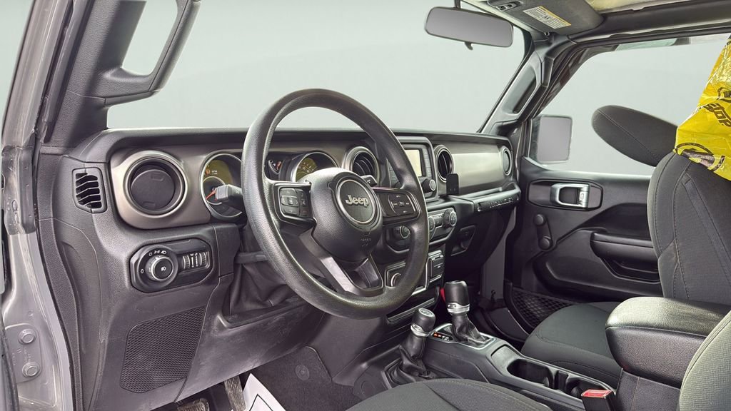Used 2021 Jeep Wrangler Sport image 13