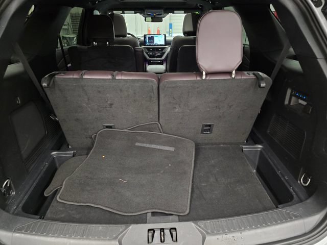Used 2025 Ford Explorer Platinum w/ LUX Leather Package AWD/4WD image 46