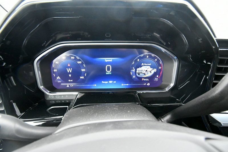 New 2026 Chevrolet Silverado 2500 LTZ w/ LTZ Convenience Package AWD/4WD image 23