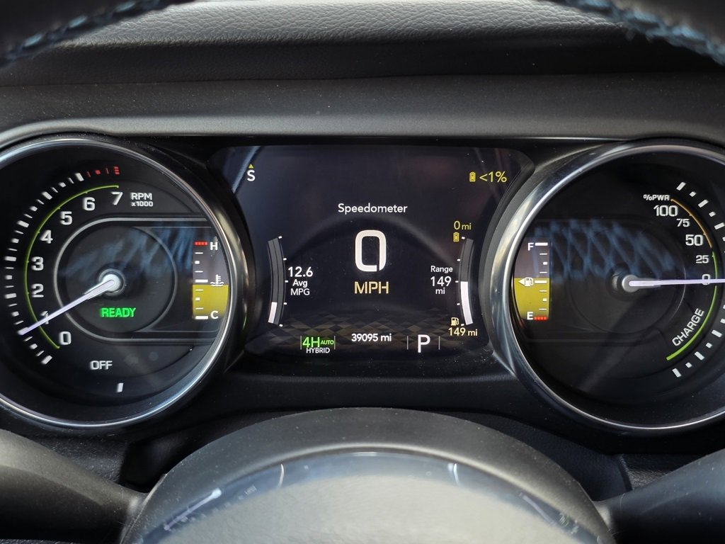 Used 2022 Jeep Wrangler Unlimited Rubicon 4xe image 26