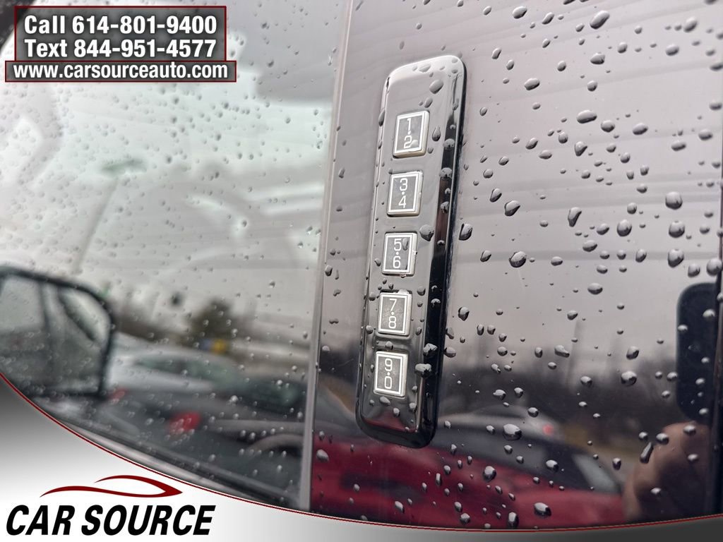 Used 2017 Ford F150 Lariat image 6