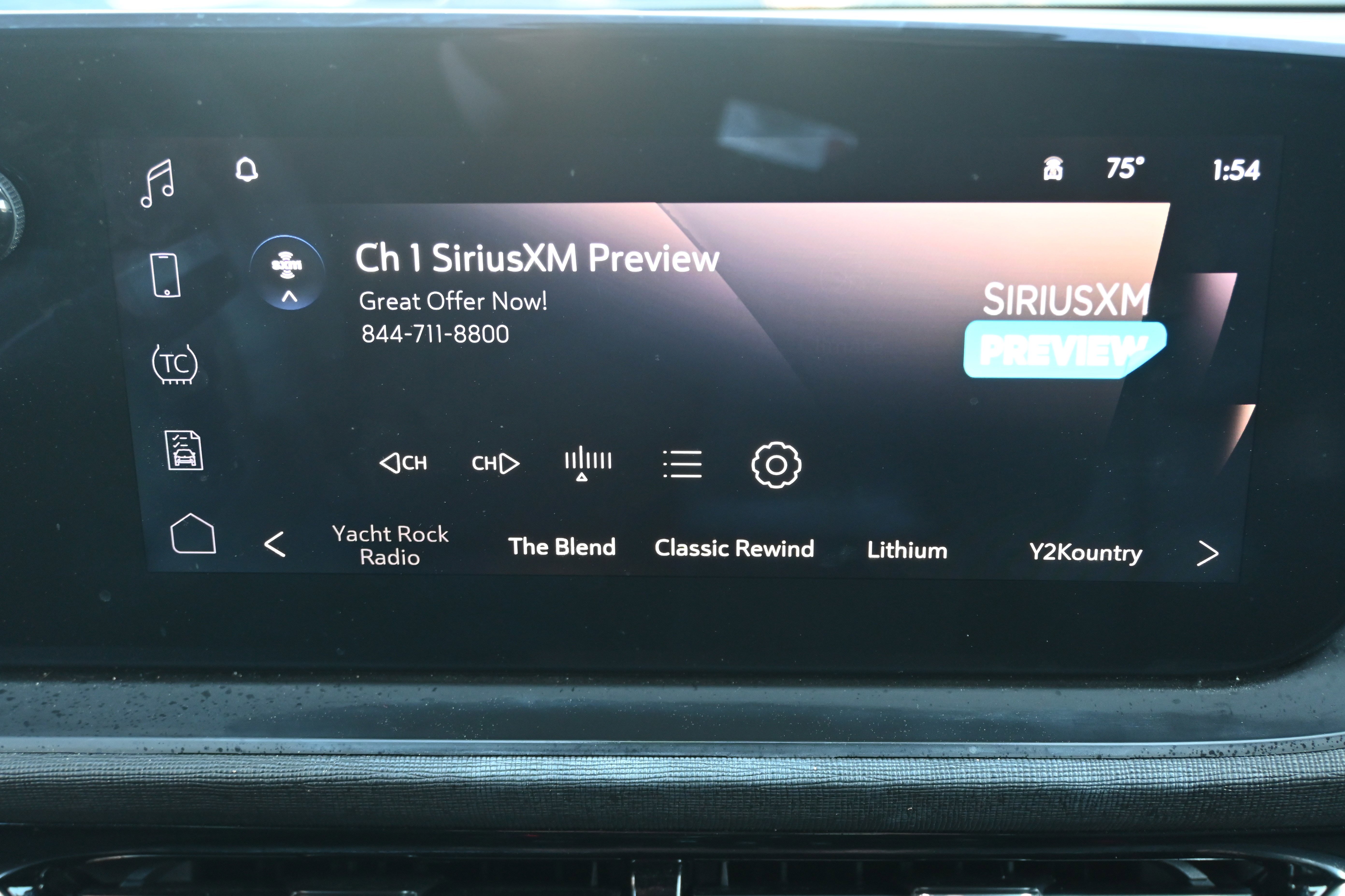 Used 2024 Buick Envista Sport Touring w/ Convenience I Package image 24