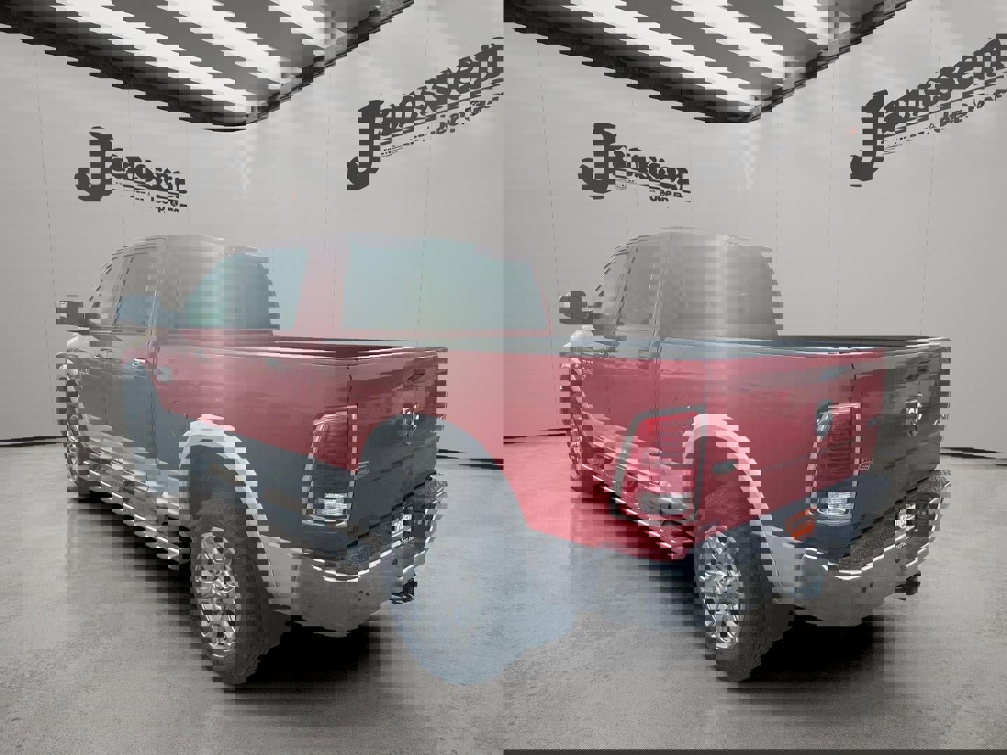 Used 2014 RAM 2500 Laramie image 2