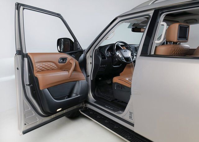 Used 2019 INFINITI QX80 Luxe w/ 22" Wheel Package image 31