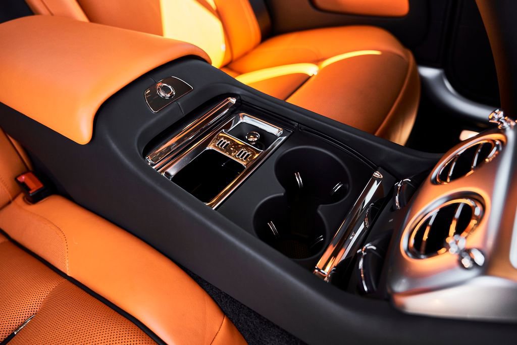 Used 2020 Rolls-Royce Wraith RWD image 39