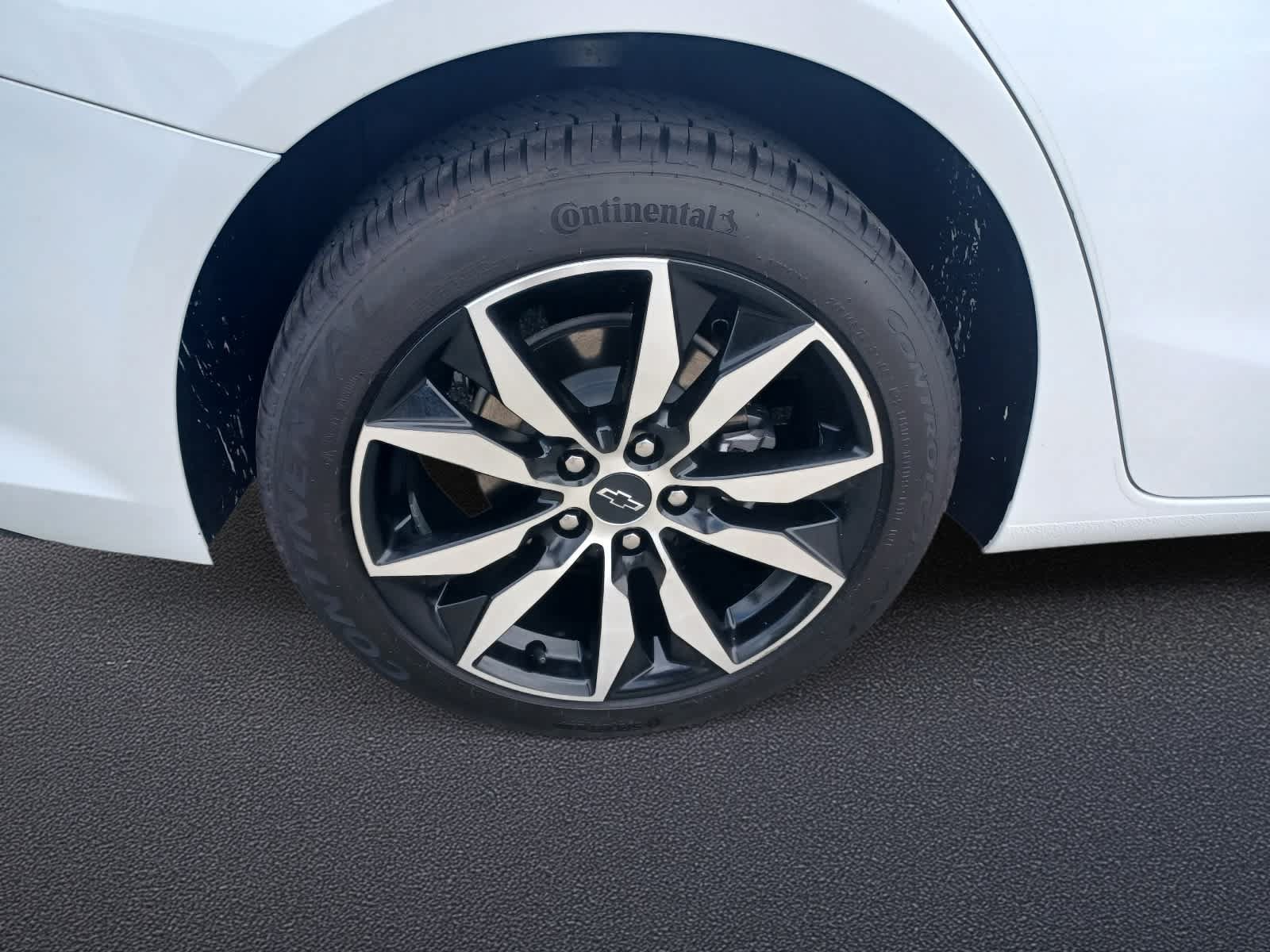 Used 2023 Chevrolet Malibu RS FWD image 22