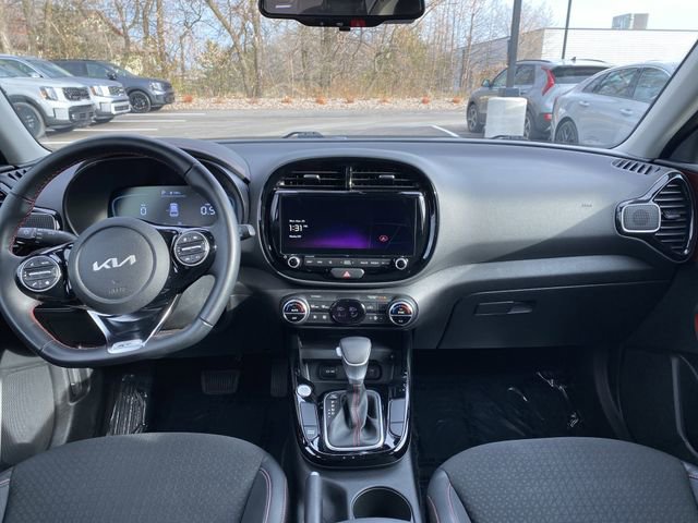 Certified 2023 Kia Soul GT-Line image 5