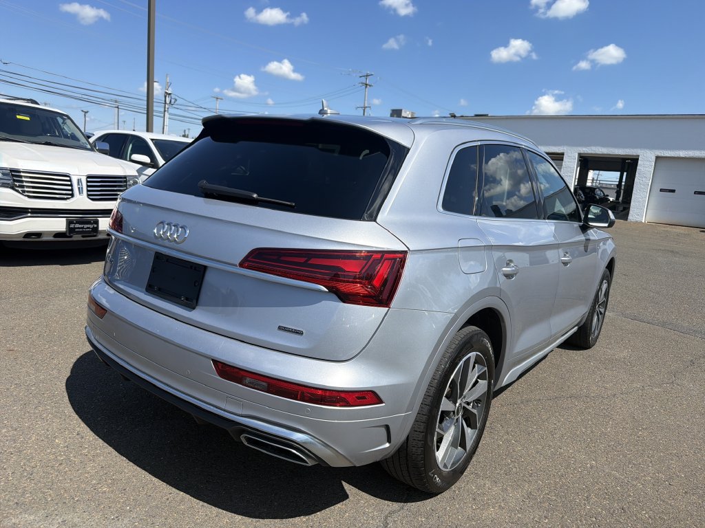 Used 2023 Audi Q5 2.0T Premium Plus w/ Premium Plus Package AWD/4WD image 5