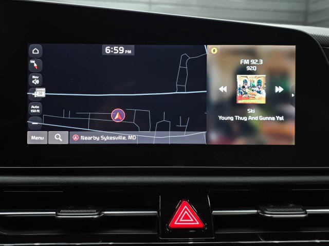 Used 2024 Kia Niro EX FWD image 24