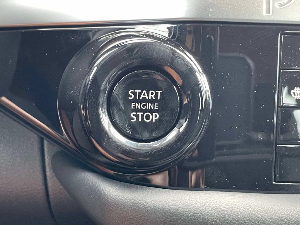 New 2026 Nissan Pathfinder SL FWD image 26
