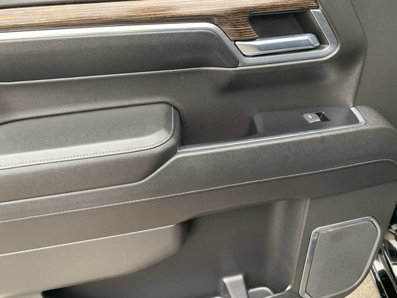 Used 2023 GMC Sierra 1500 Elevation w/ X31 Off-Road Package image 21