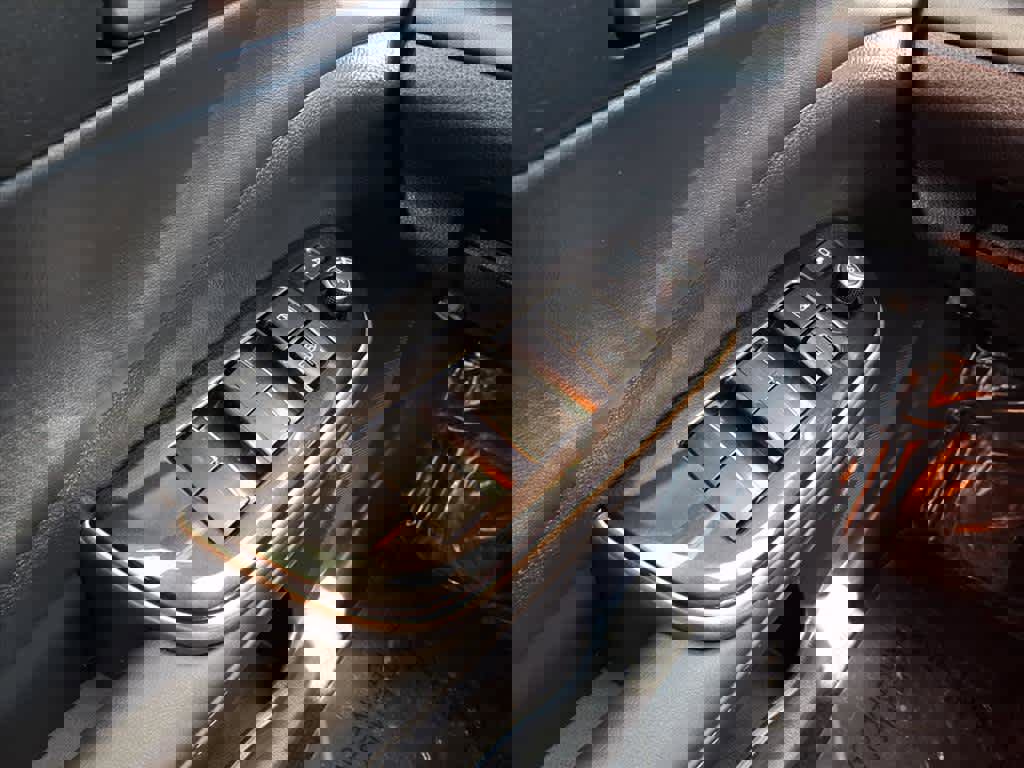 Used 2024 Toyota Crown XLE image 18