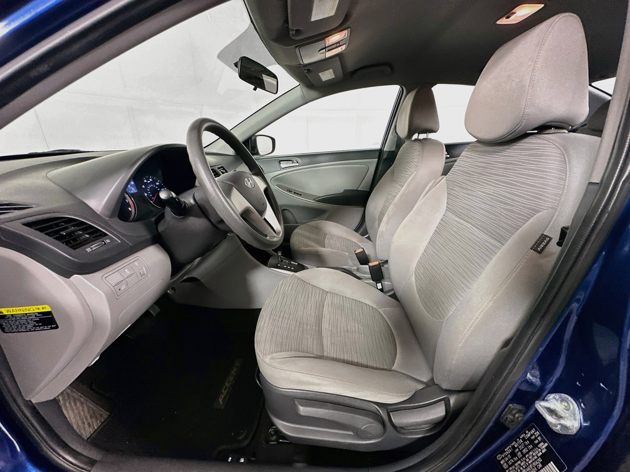 Used 2015 Hyundai Accent GLS FWD image 13