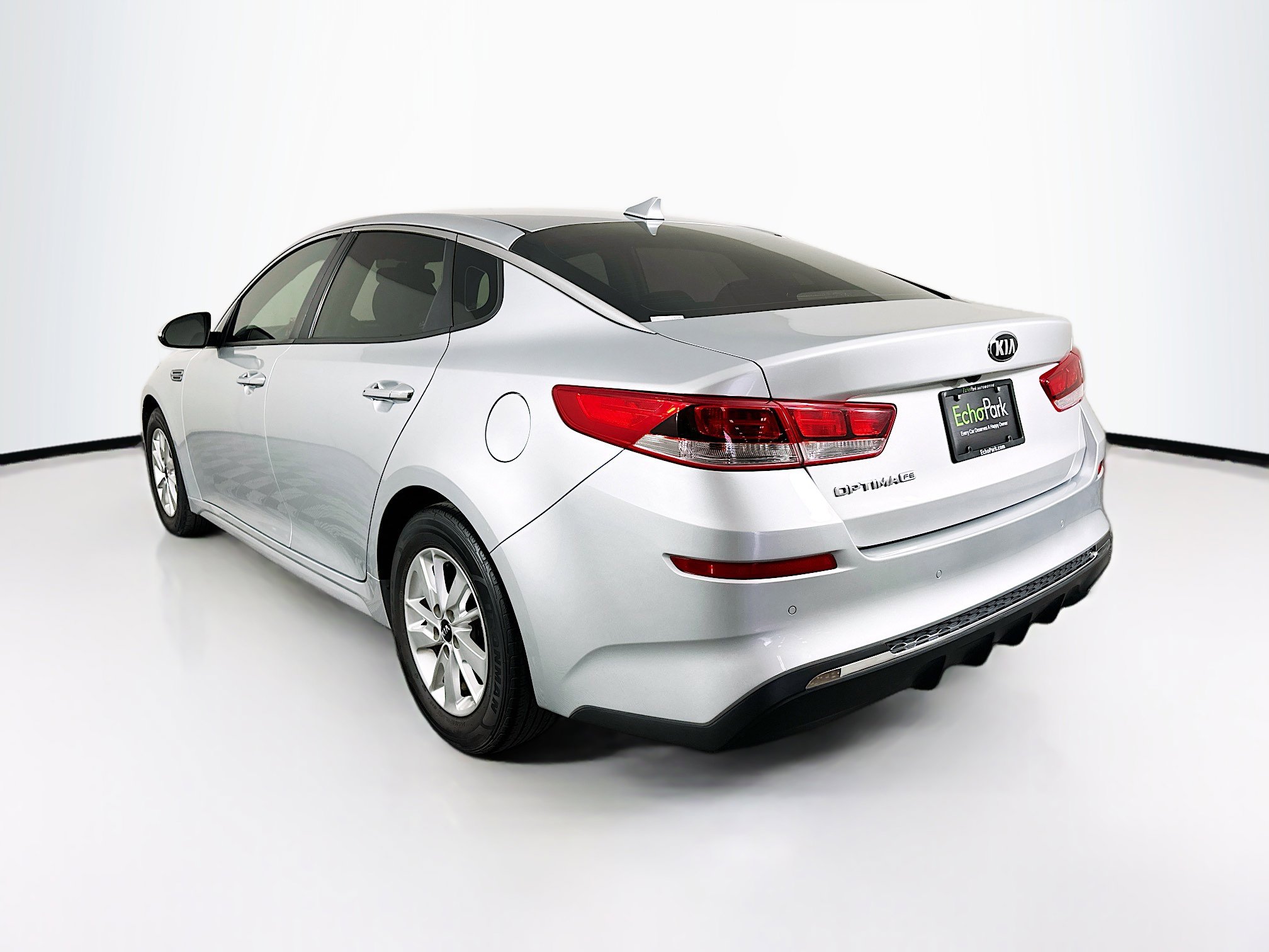 Used 2019 Kia Optima LX image 5