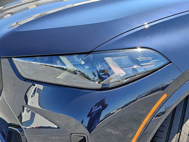 New 2026 BMW X5 M60i w/ Executive Package image 33