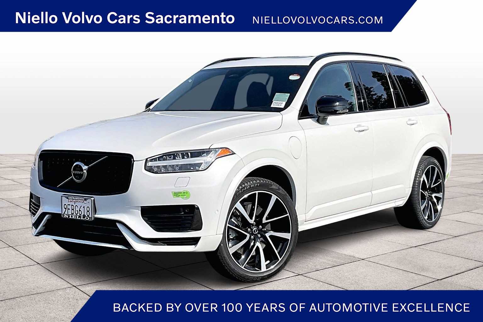 Used 2023 Volvo XC90 T8 Plus w/ Protection Package Premier image 1