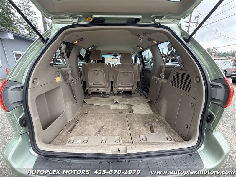 Used 2008 Toyota Sienna LE AWD/4WD image 10