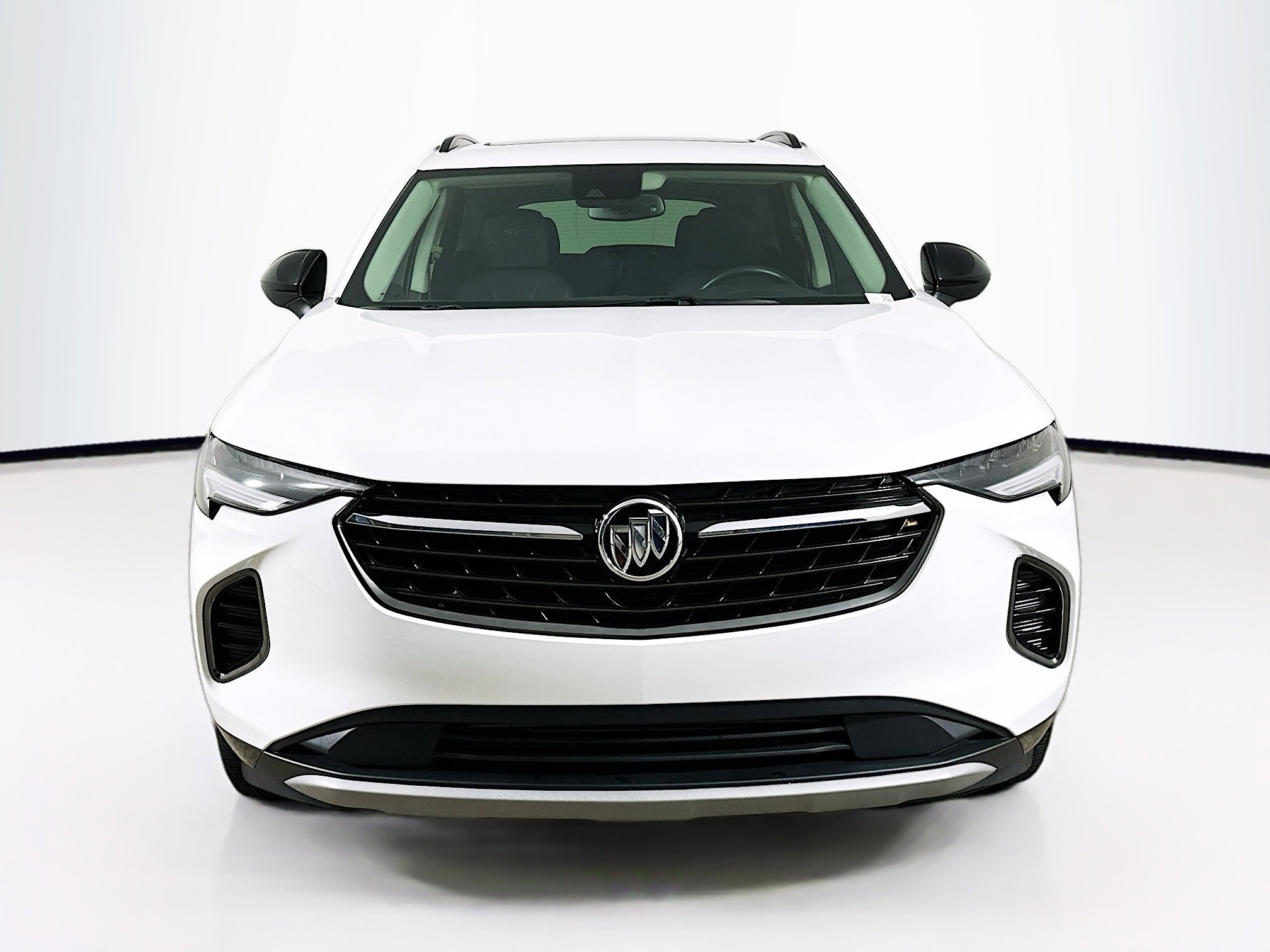 Used 2023 Buick Envision Essence w/ Sport Touring Package image 2