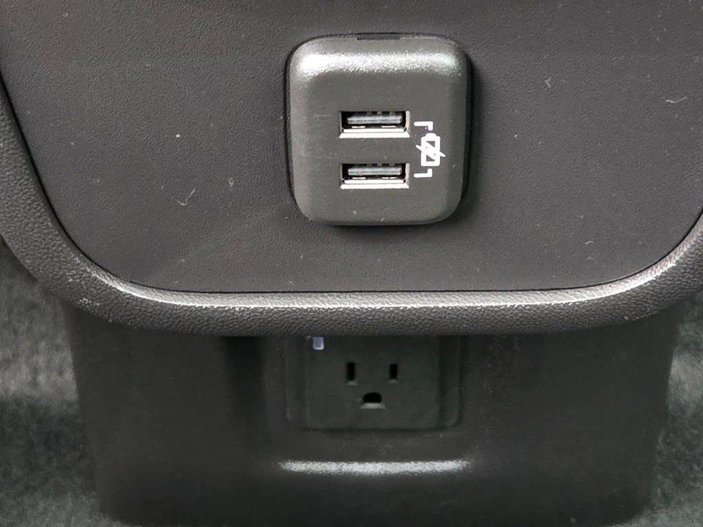 Used 2024 GMC Terrain AT4 w/ Infotainment Package II image 20