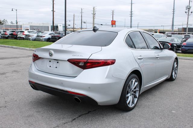 Used 2017 Alfa Romeo Giulia Sprint w/ Cold Weather Package image 42