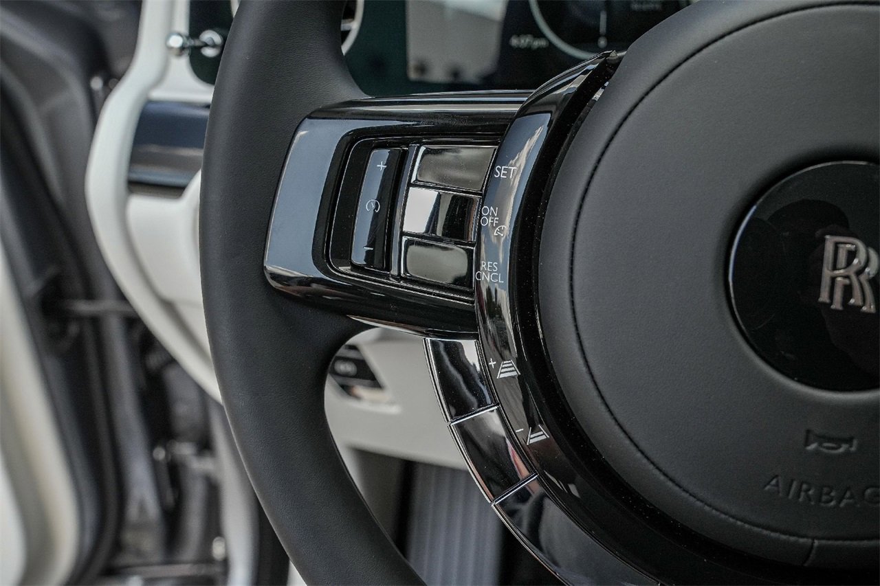 New 2025 Rolls-Royce Ghost image 24