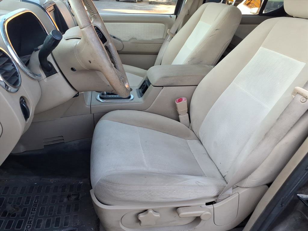 Used 2008 Ford Explorer Sport Trac XLT image 10