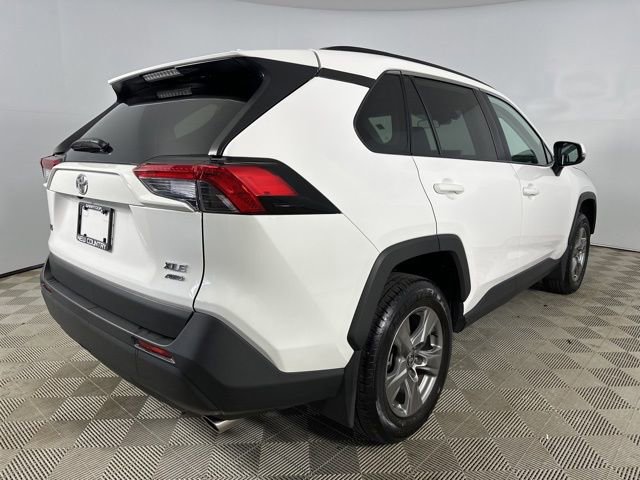 Used 2025 Toyota RAV4 XLE AWD/4WD image 7