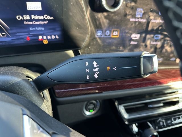 Used 2024 Chevrolet Traverse Z71 image 14